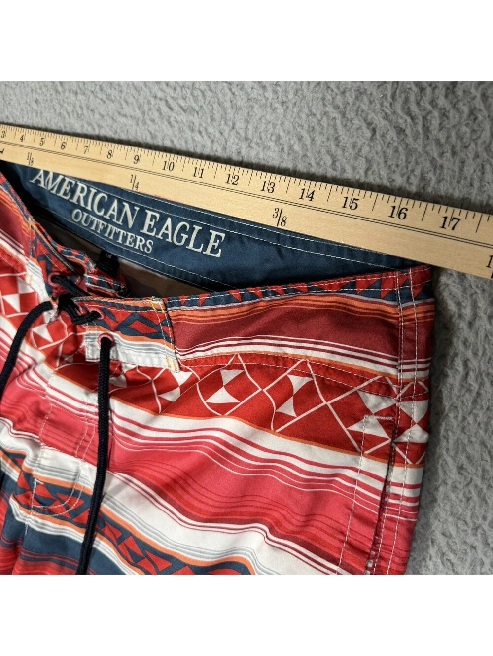 American Eagle Board Shorts Mens Large Red Swim Trunks Southwestern Colorful